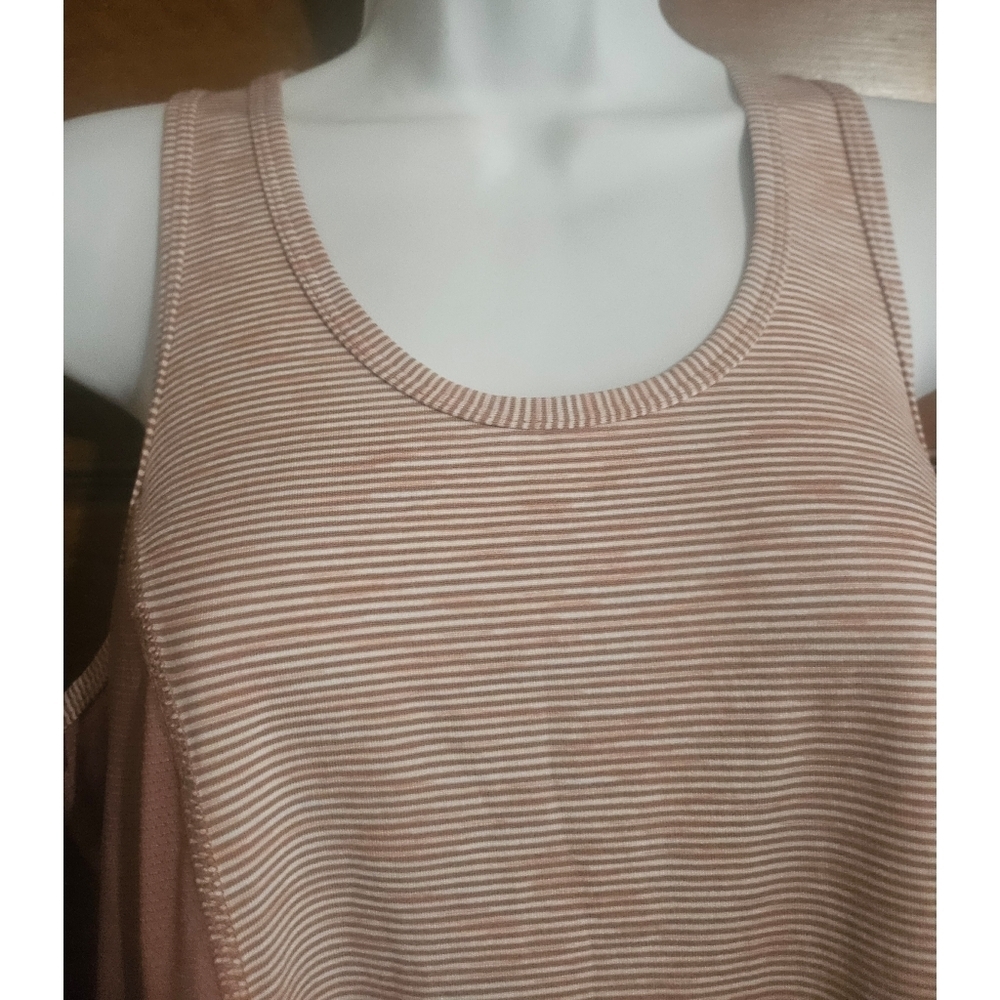 Xersion EverAir Essential Racerback Performance Tank - Picture 5 of 13